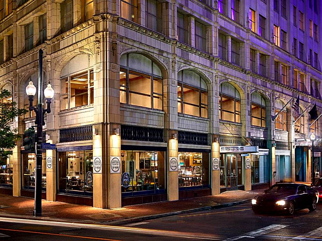 Renaissance New Orleans Pere Marquette French Quarter Area Hotel