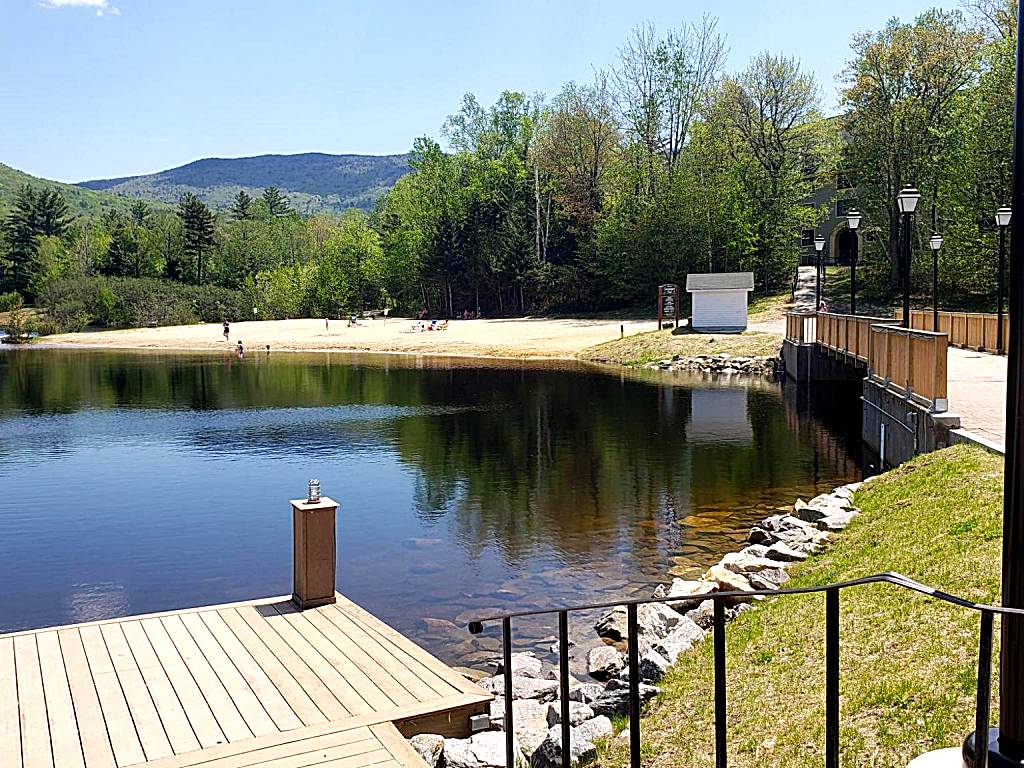 Town Square Condominiums (Waterville Valley) 