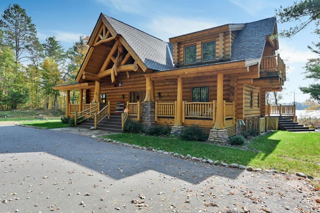 Osprey Lake Cabin home