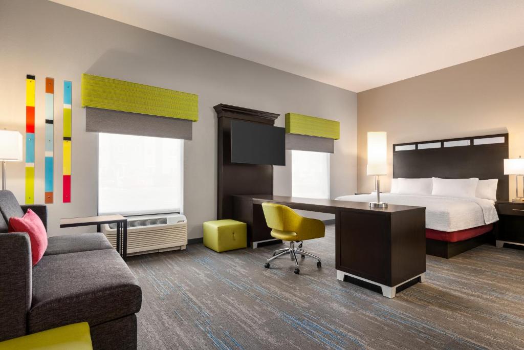 Hampton Inn & Suites York South