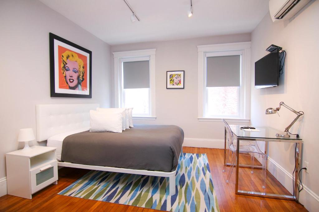 A Stylish Stay w/ a Queen Bed, Heated Floors.. #15