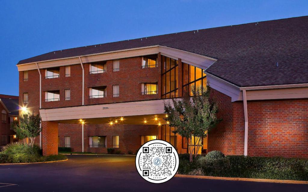 Sonesta Simply Suites Memphis East Poplar Pike