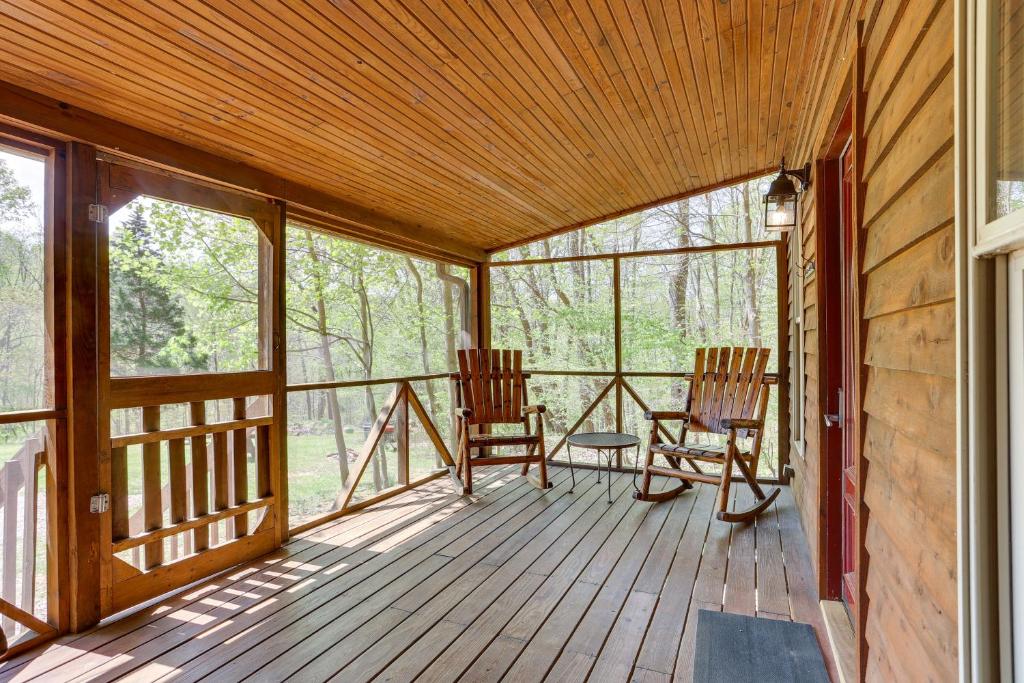 Dreamy Indiana Cabin Rental with Shared Amenities!