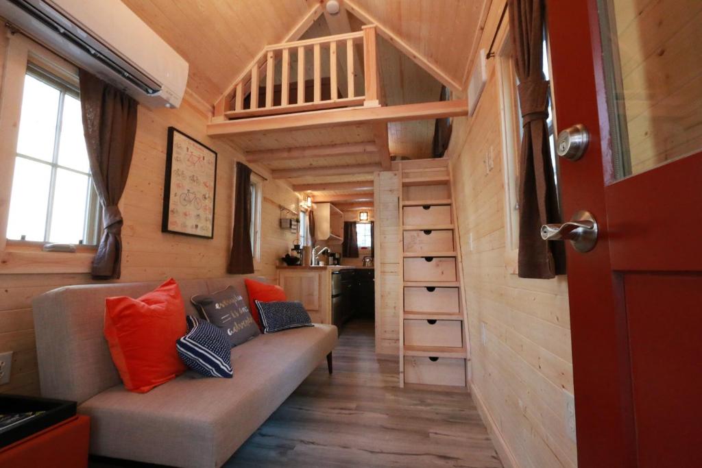 Verde Valley Tiny House 17