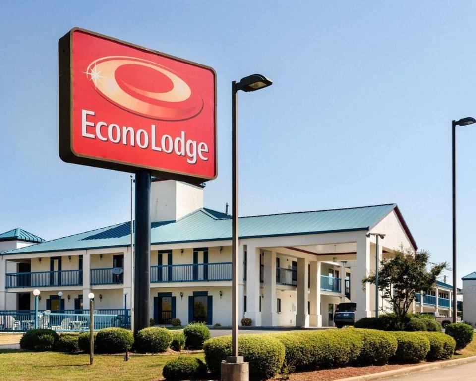 Econo Lodge Canton I-55