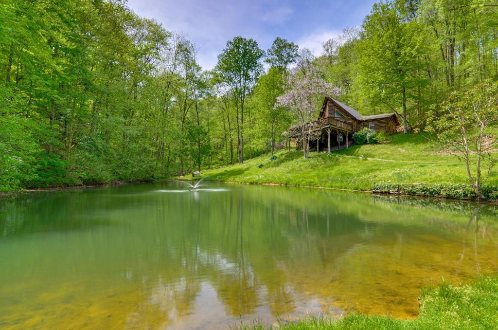 Peaceful Country Home Less Than 5 Mi to Lake Cumberland