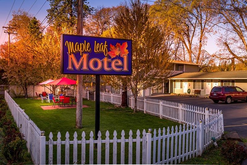 Maple Leaf Motel